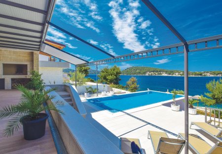 Villa in Zatoglav, Croatia