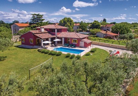 Villa in Butkovići, Croatia