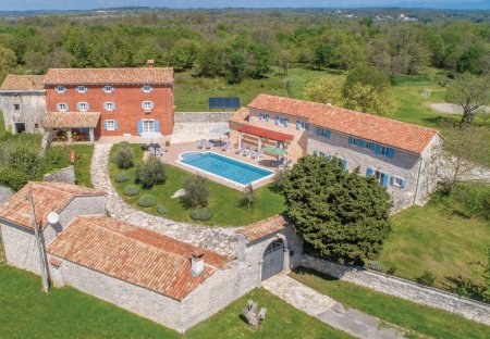 Villa in Orihi, Croatia
