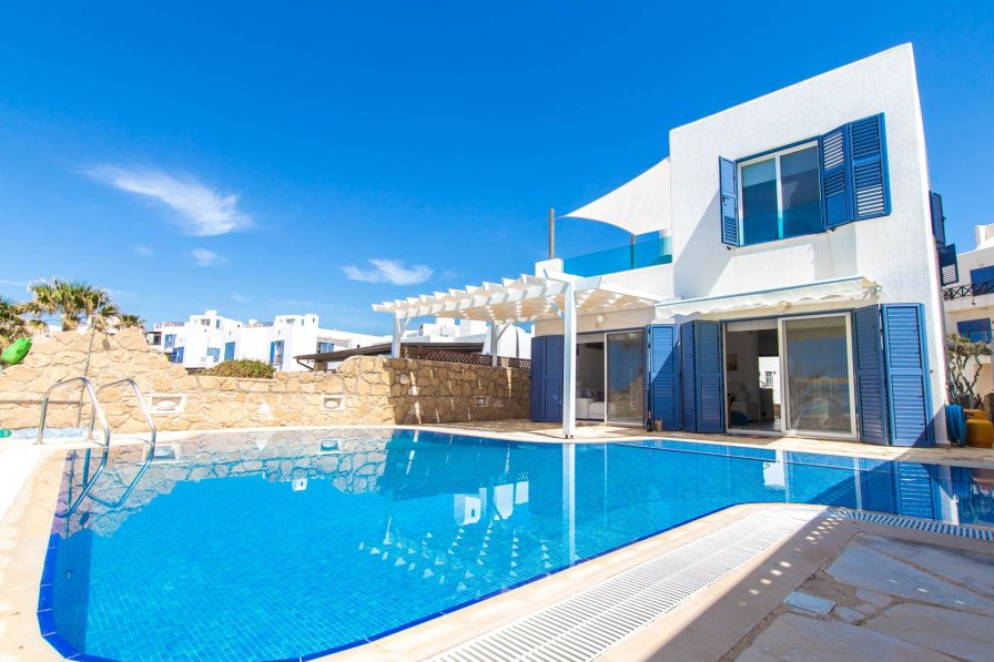 Villa to rent in Chlorakas, Cyprus with private pool 204299