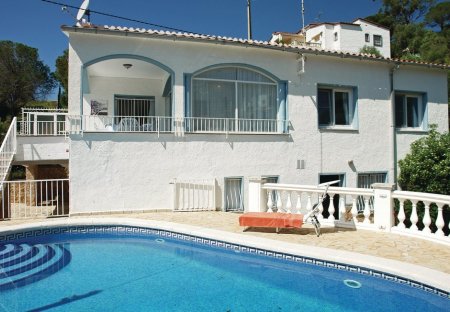 Villa in Mas Fumats, Spain: