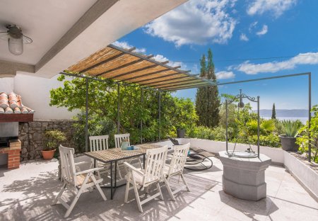 Villa in Pinezići, Croatia