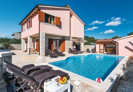 Villa in Orihi, Croatia
