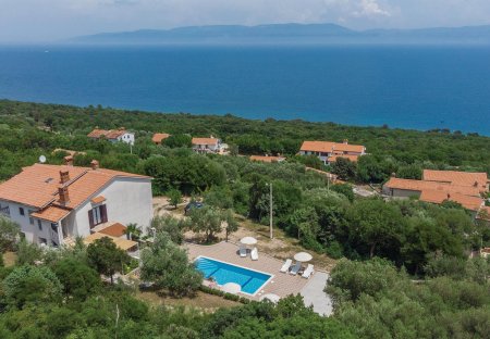 Apartment in Ravni, Croatia