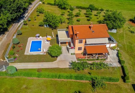 Apartment in Šumber, Croatia