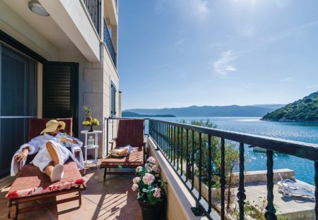 Apartment in Duboka, Croatia