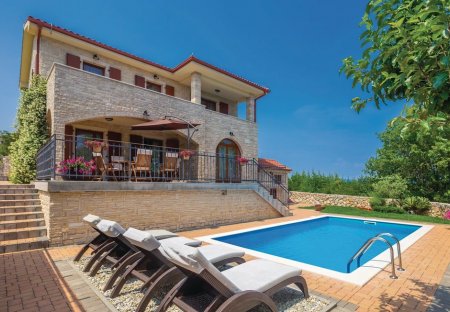 Villa in Vrh, Croatia
