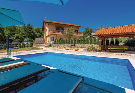 Villa in Marinići, Croatia