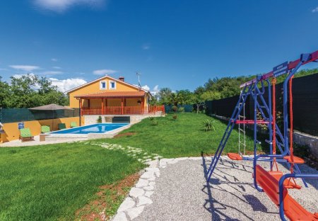 Apartment in Rakotule, Croatia