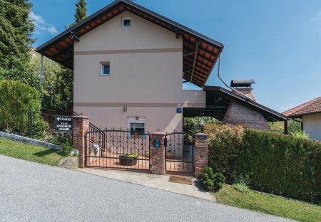 Apartment in Črešnjevec, Croatia