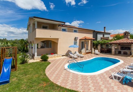 Villa in Nedešćina, Croatia