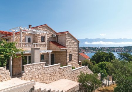 Apartment in Selca, Croatia