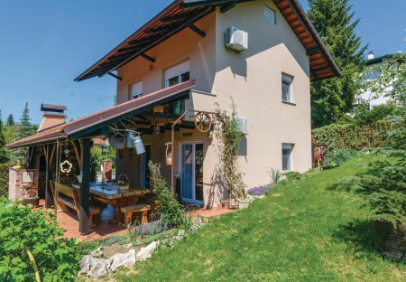 Apartment in Črešnjevec, Croatia