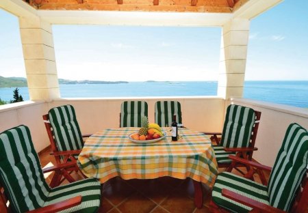 Apartment in Soline, Croatia