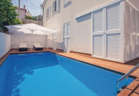 Apartment in Vrbnik, Croatia
