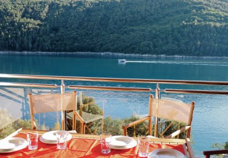 Apartment in Duga Luka, Croatia: