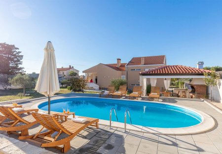 Villa in Vrsi, Croatia