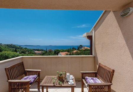 Apartment in Mlini, Croatia