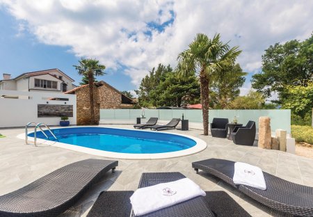Villa in Brzac, Croatia