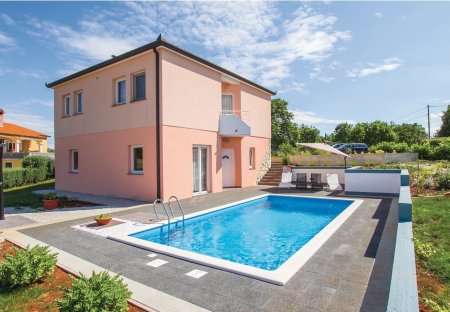Apartment in Marceljani, Croatia