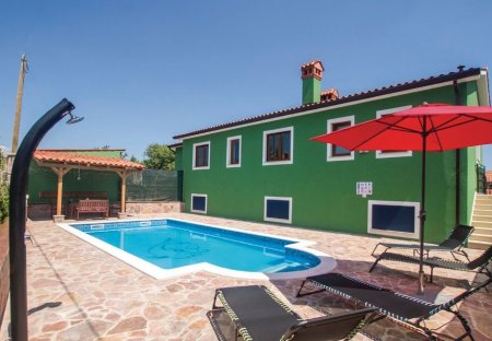 Apartment in Vinež, Croatia