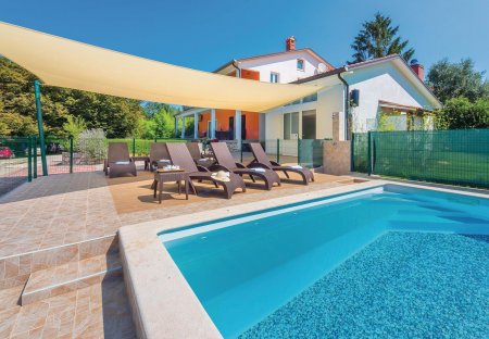 Villa in Santalezi, Croatia
