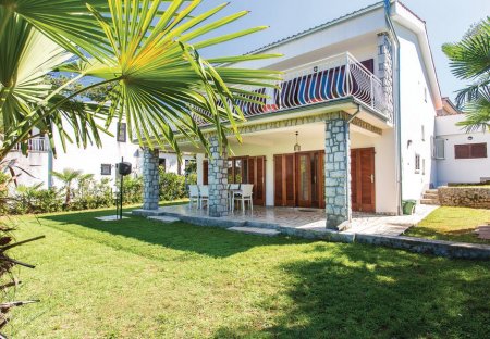 Villa in Milčetići, Croatia