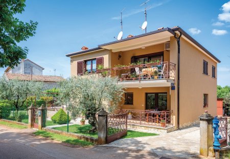 Apartment in Juricani, Croatia