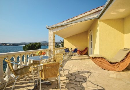 Villa in Zatoglav, Croatia