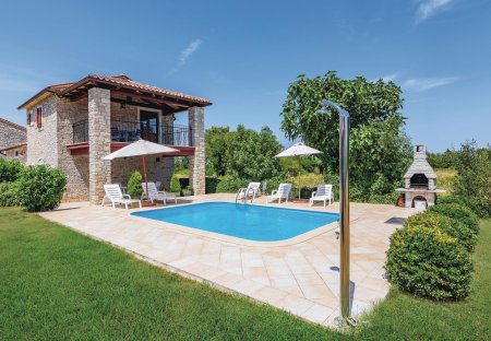 Villa in Orbanići, Croatia