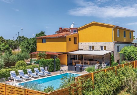 Villa in Pavićini, Croatia