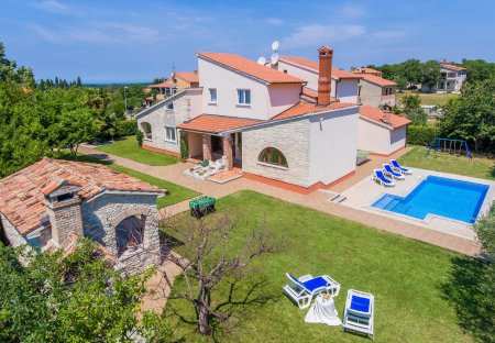 Villa in Sveti Lovreč Pazenatički, Croatia