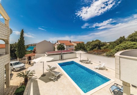 Villa in Sevid, Croatia