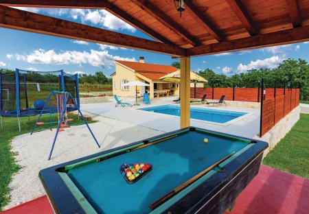 Villa in Filipana, Croatia