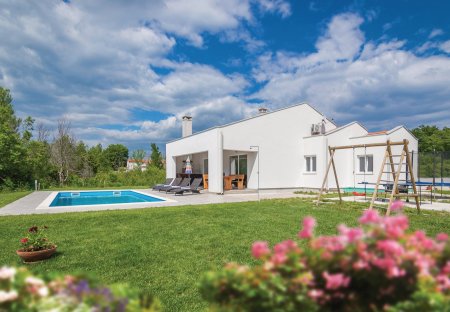 Villa in Kapelica, Croatia