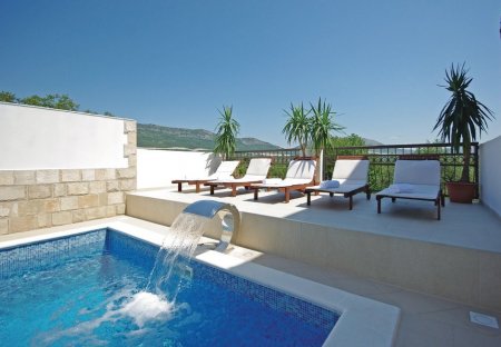 Villa in Umčani, Croatia