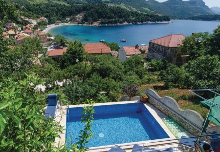 Villa in Trstenik, Croatia