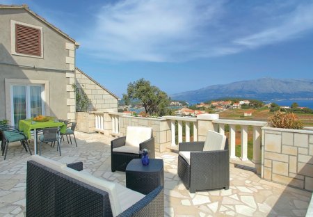 Apartment in Lumbarda, Croatia
