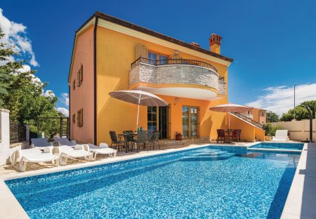 Villa in Šegotići, Croatia