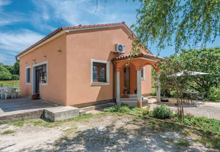 Villa in Vintijan, Croatia