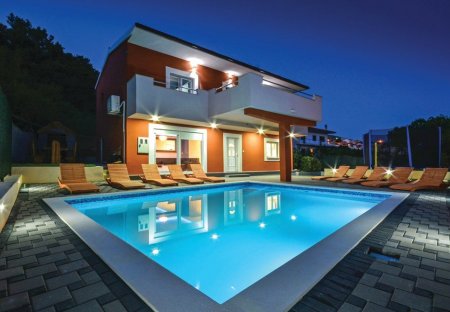 Villa in Srinjine, Croatia