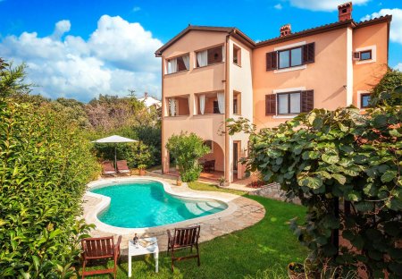 Apartment in Vinkuran, Croatia