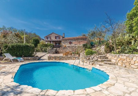 Villa in Gostinjac, Croatia