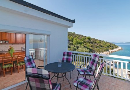 Apartment in Drvenik Veli, Croatia