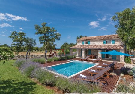 Villa in Bale, Croatia