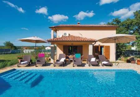 Villa in Kapelica, Croatia