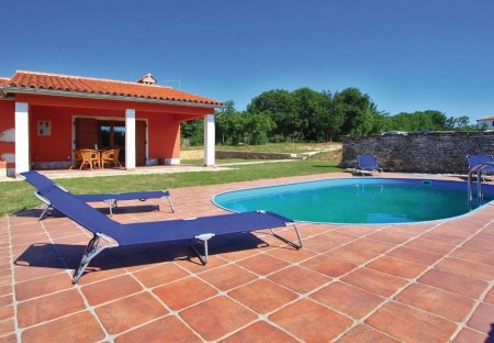 Villa in Trgetari, Croatia