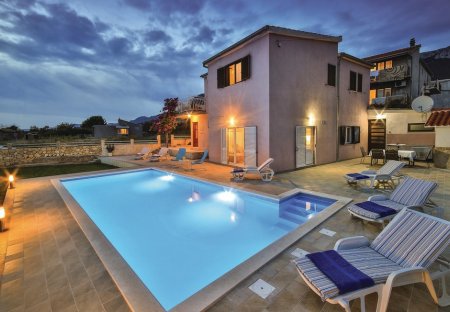 Villa in Kaštel Sućurac, Croatia
