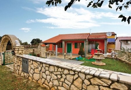 Villa in Kavran, Croatia