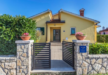 Villa in Presika, Croatia